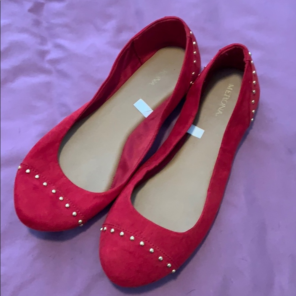 Red flats